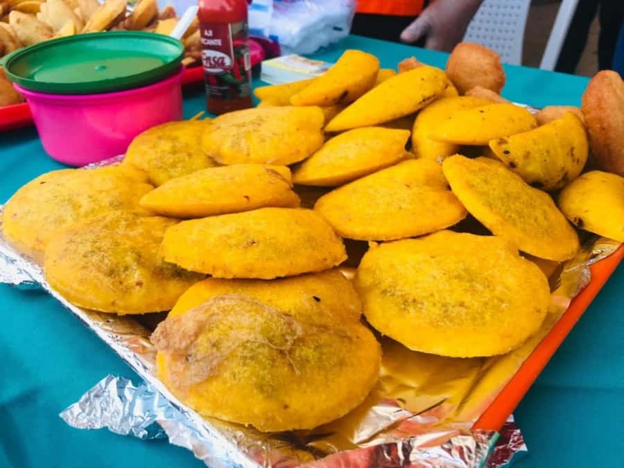 Cartagena: Street Food Tour with German or Italian Guide - Colombian classics in small street-side tastings