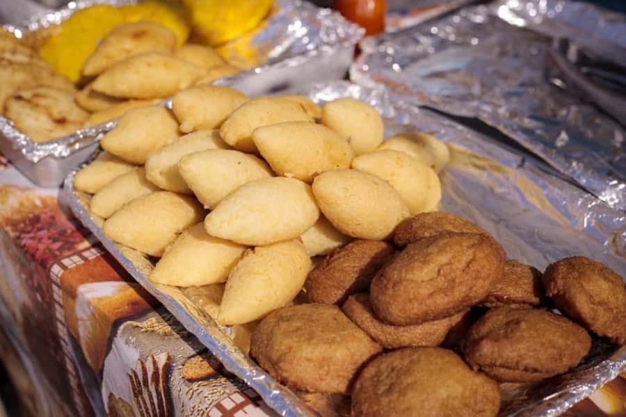Cartagena: Street Food Tour with German or Italian Guide - Meeting at Baluarte de San Pedro Martir