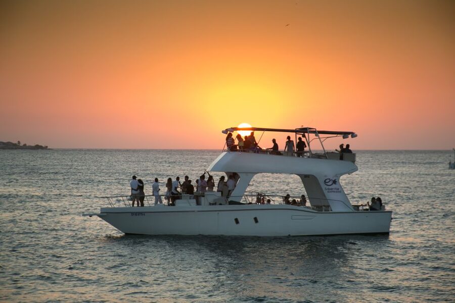 Cartagena: Sunset Cruise with Open Bar - Who should book this cruise?