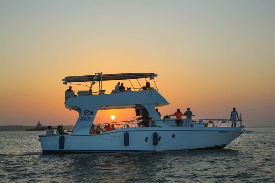 Cartagena: Sunset Cruise with Open Bar - Music, seating, and the mood onboard