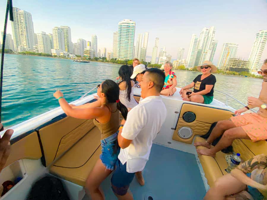 Cartagena: Sunset in boat in the bay with music and liquor - Key points to know before you book