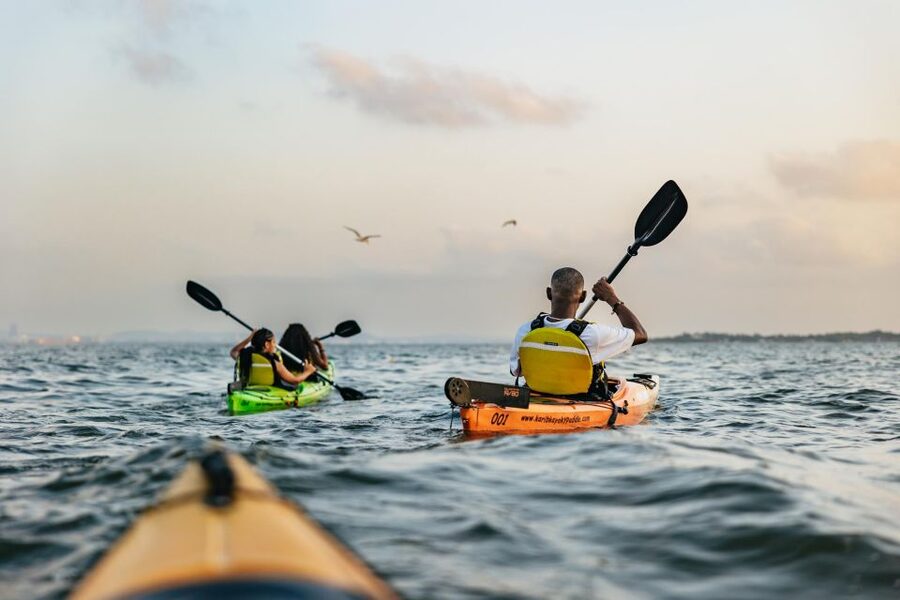 Cartagena: Sunset Sea Kayaking Tour - Who should book this sunset paddle?