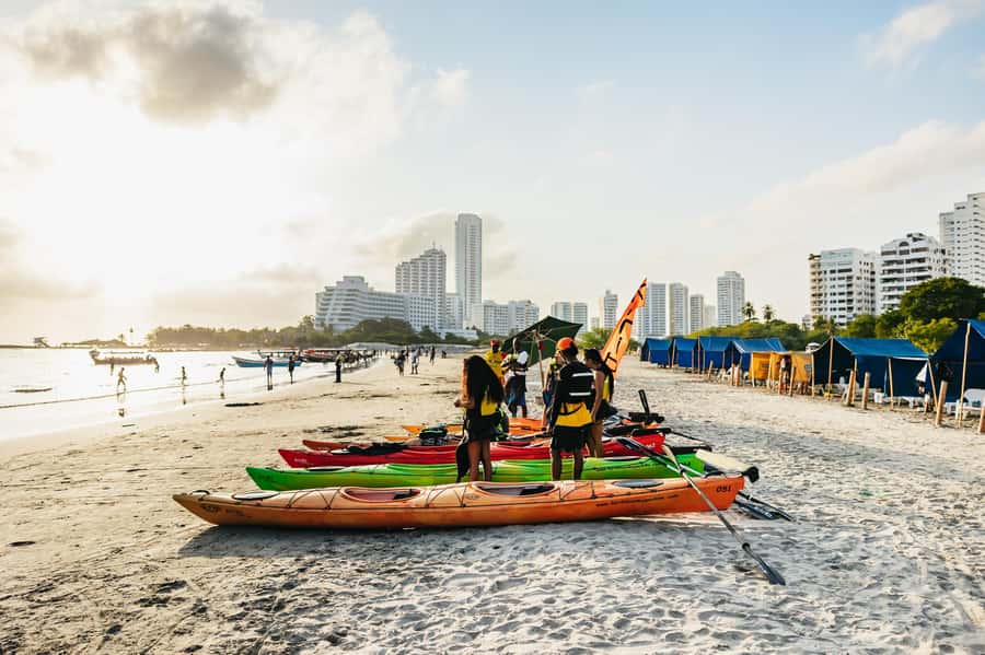 Cartagena: Sunset Sea Kayaking Tour - What to bring and what to wear