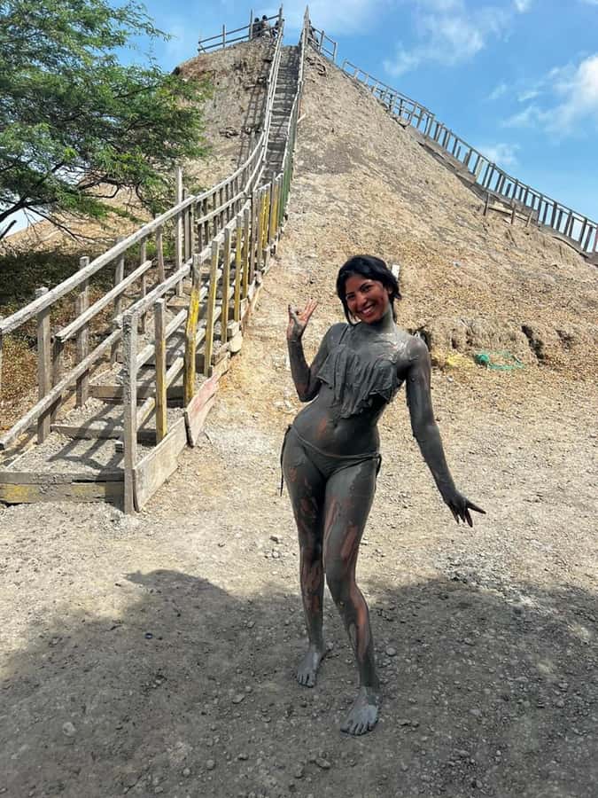 Cartagena: Totumo Mud Volcano with Bilingual Guide - Should you book the Totumo Mud Volcano tour?
