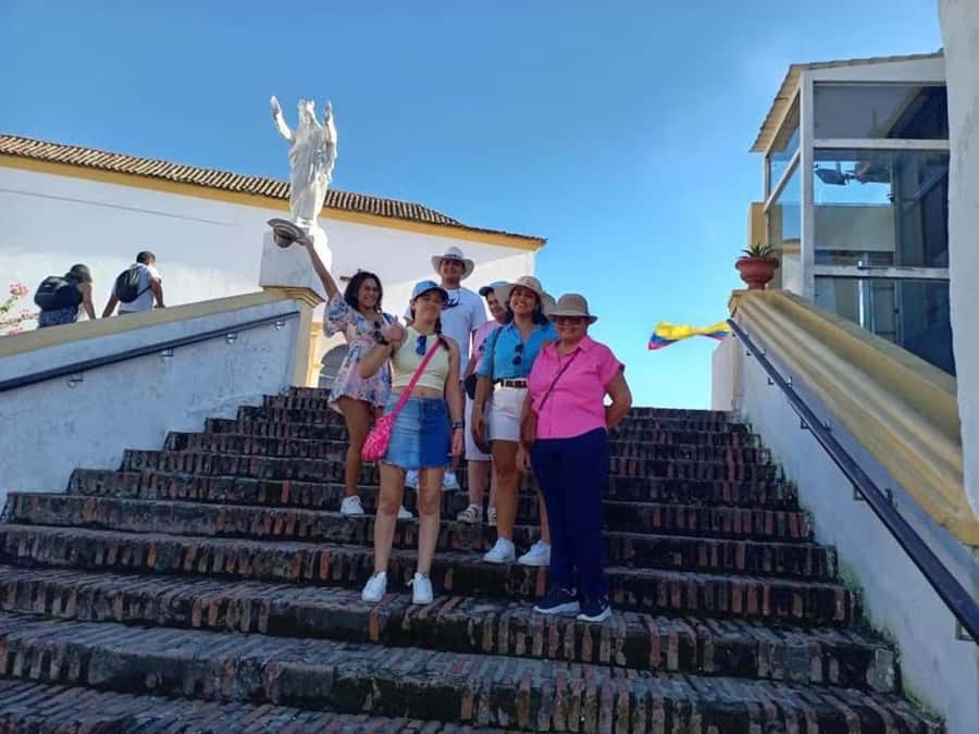 Cartagena: Tour the emblematic Cerro de la Popa - The ride up from Cartagena’s hotel zones