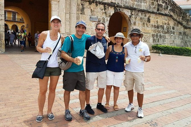 Cartagena Walking Tour - Meeting the guide at the Clock Tower
