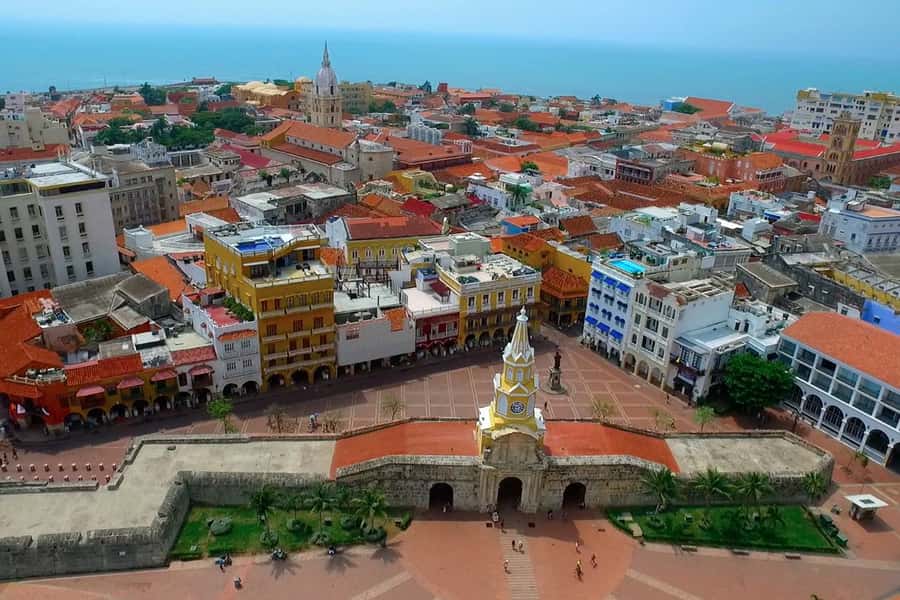 Cartagena: Walled City & Getsemani Private Tour - Why this four-hour tour works well