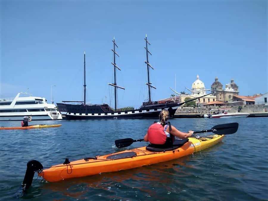 Cartagena: Walled City Kayak Tour - What to bring for a comfortable morning