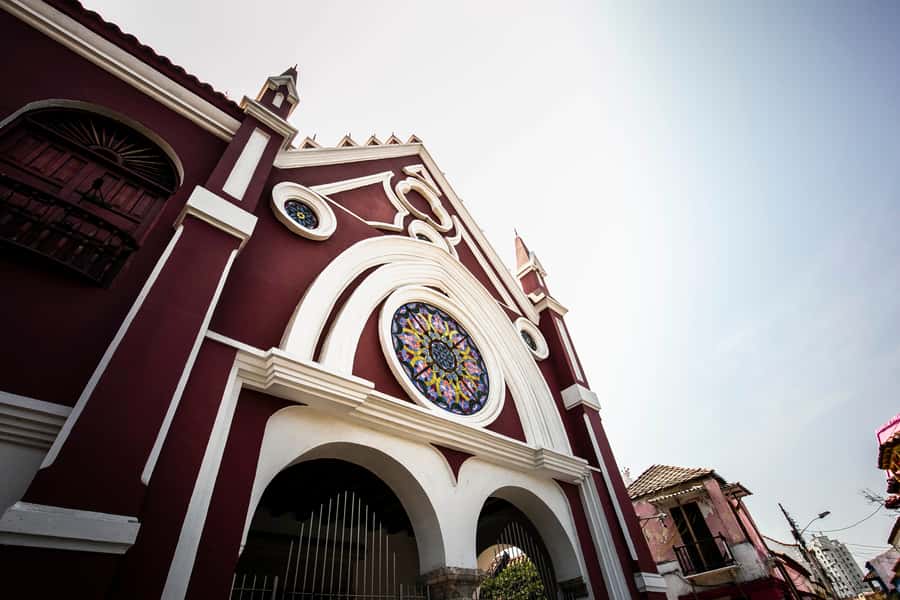 Cartagena: Walled City Walking Tour - Plaza Santo Domingo and the Santo Domingo bastion