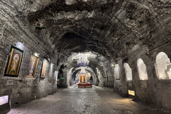 Cathedral Tour of Salt and Massage in Underground Spa - Desal Spa and the 20-minute massage