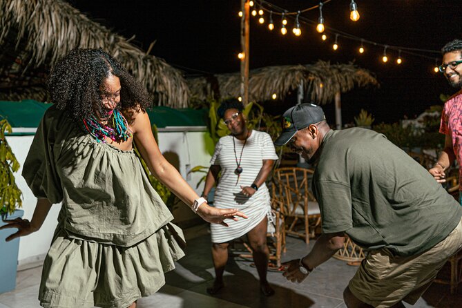 Champeta with us, it's a vibe - The welcome drink and the first steps
