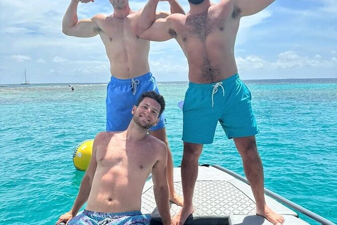 Cholon The party island, with DJ on board - Lunch, beers, and the real value of the $99 price