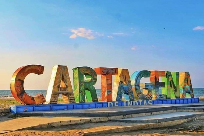 City tours vip in cartagena - The Old Shoes Monument adds a local landmark