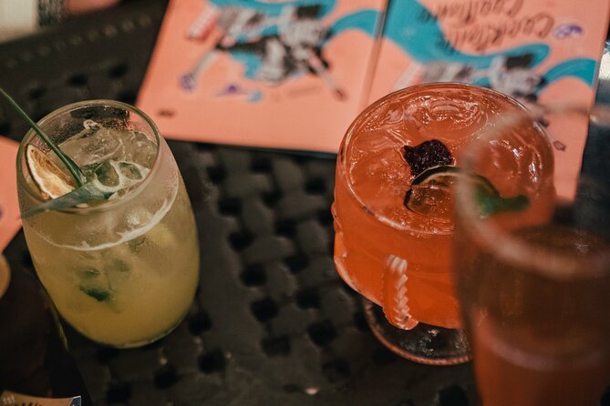 Cocktails at Night in Zona T Trendiest Bars - Timing, Meeting Points, and Getting Ready
