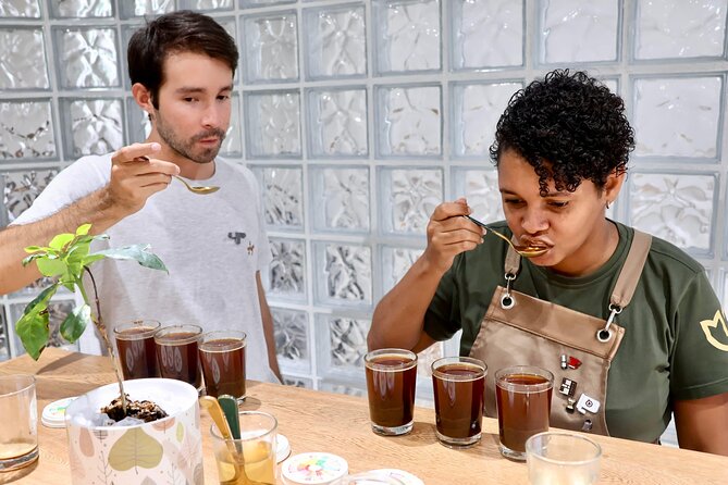 Coffee beyond the drink: master's degree in Colombian coffee - The baristas make the class personal
