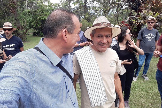 Coffee & flowers: Coffee Experience in Bogotá, Colombia - Arriving at Hacienda Coloma Near Fusagasugá