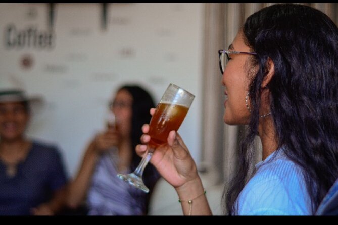 Coffee Tasting Cartagena Enjoy the Colombian Coffee - The changing rooms and farmer photo stop