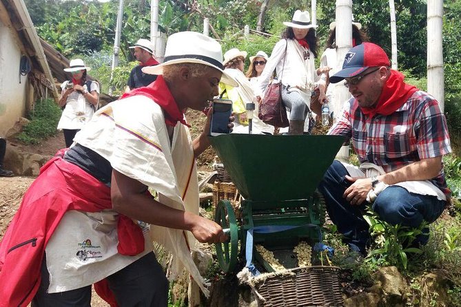 Coffee Tour In Horse Riding and Lunch In Medellin - Lunch, snacks, and the flavors between lessons