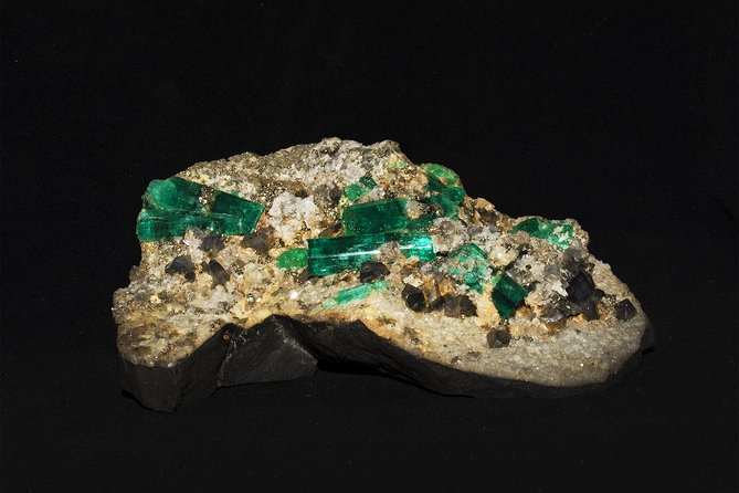 Colombian Emeralds Private Tour. ( 4 Hrs.) - What $109 per person buys you