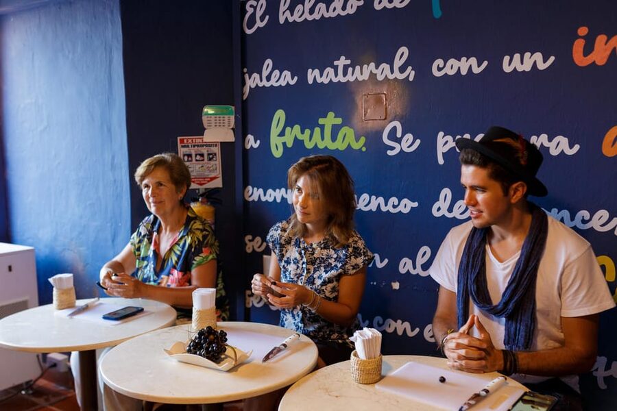 Colombian Fruits and Paila Ice Cream Tasting - Who should book this fruit experience?