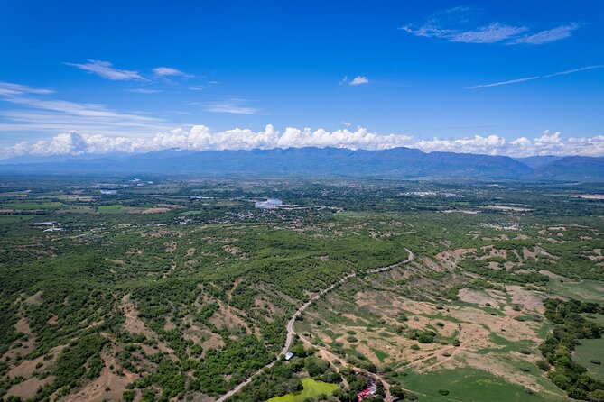 Community and Biodiversity Tour of the Tatacoa Desert from Neiva - A traditional Huila lunch