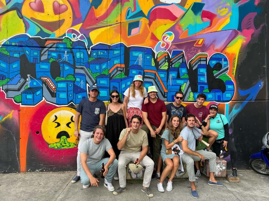 Complete Tour in Comuna 13: Graffiti, History and Street Delights - What the $16 price really covers