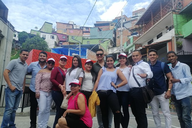 Comuna 13: Esmeralda más cata de café y cerveza tour Inolvidable - Why Comuna 13 deserves a guided visit
