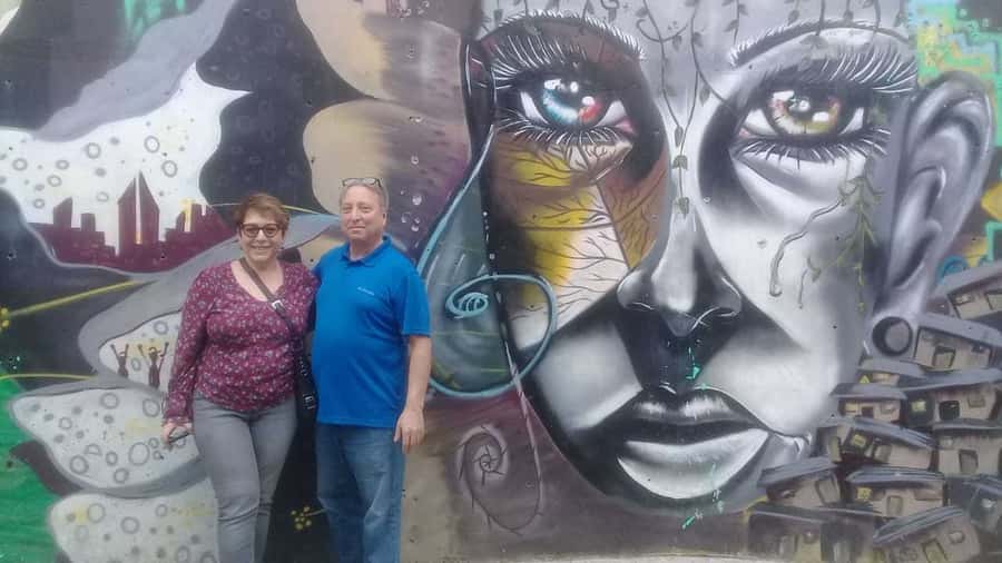 Comuna 13 Neighborhood & Street Art Private Tour - The early stop: time for photos and questions
