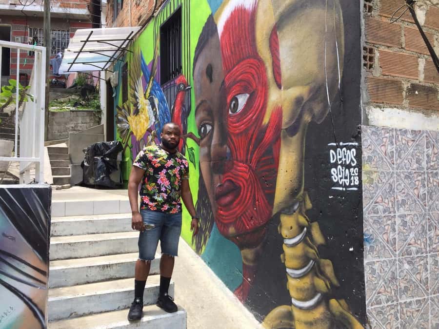 Comuna 13 Neighborhood & Street Art Private Tour - The 25-minute cable car ride