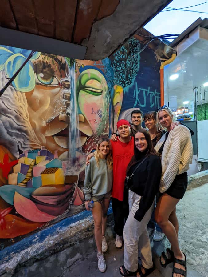 Comuna 13: Walking with local artist and learn part of Medellin's history - Free time, photos, views, and ice cream
