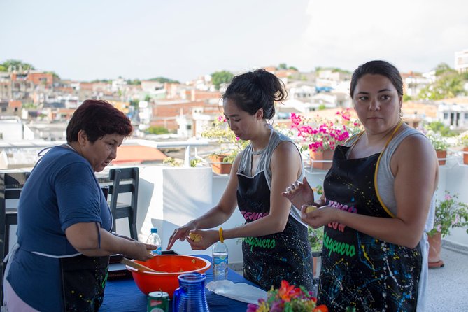 Cooking Class 4 Hours with a local Mom in Cartagena - Key reasons this Cartagena cooking class works