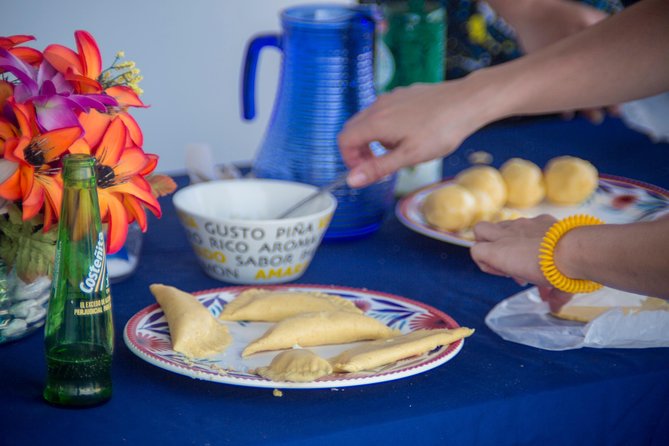 Cooking Class 4 Hours with a local Mom in Cartagena - Leaving the Old City for a local kitchen