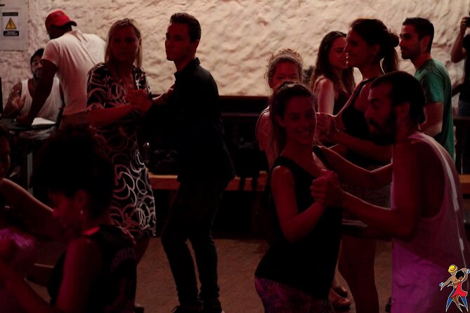 Crazy Rumba (Salsa and Champeta Workshop) in Cartagena, Colombia - Key points about the Crazy Rumba class