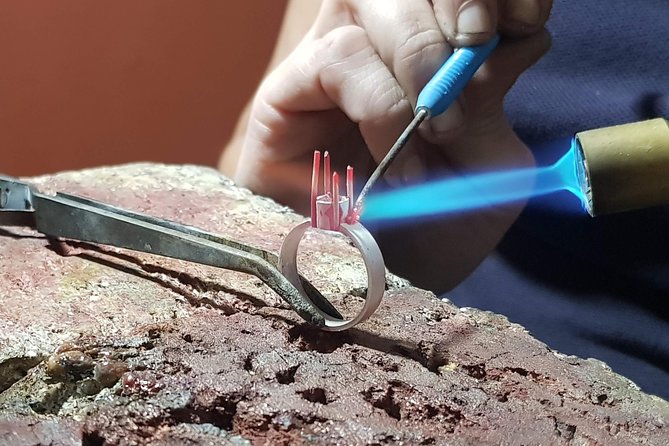 Create Your Own Colombian Emerald Ring - Why Colombian emeralds make this more than a craft class