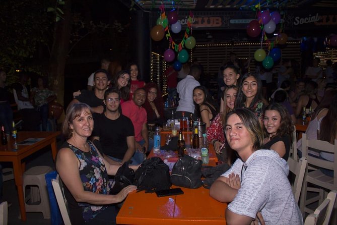 DANCE TOUR THURSDAY (Class + Night out Bogota) - Two hours of salsa instruction, from basics to style