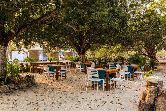 Day Tour Isla del Encanto in Barú and Rosario Islands - Optional activities and the real cost of the day