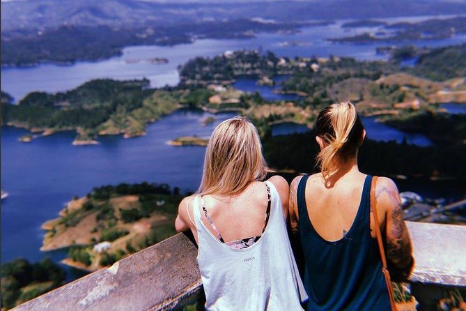 Day Trip To Guatapé with ,Breakfast, Lunch and Boat Ride - Walking Guatapé’s colorful center