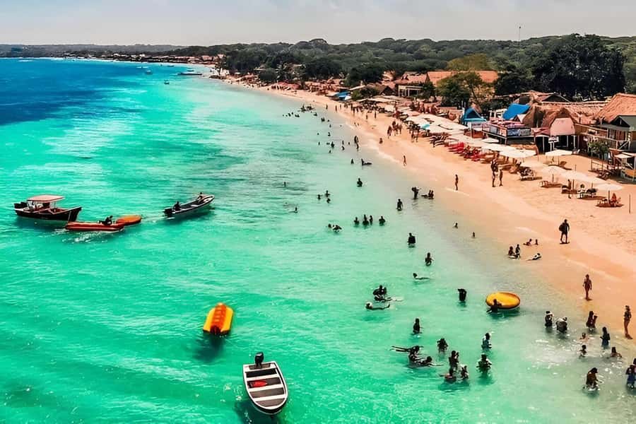 Daytour to Playa Tranquila VIP with Parasols, Lunch by bus! - Lunch, drinks, and the beach facilities