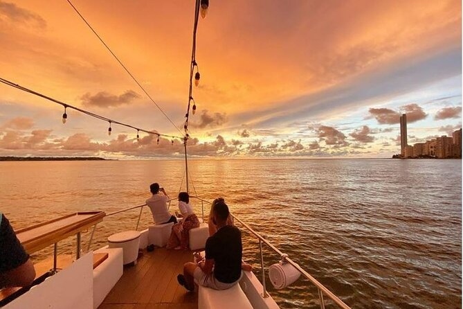 Dinner and Wine in Cartagena Bay aboard the Sibarita Master - Key points to know before booking