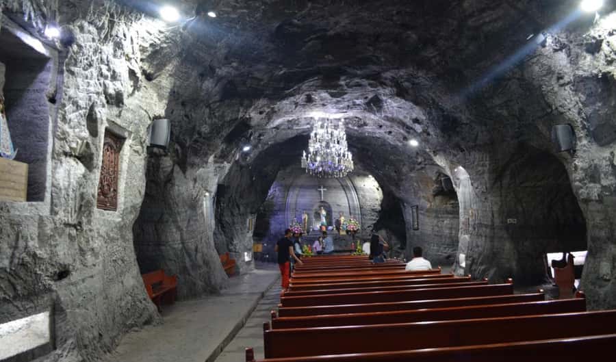 Discover Bogota-city tour and the Salt Cathedral in one day - La Candelaria, Plaza de Bolívar, and Chorro de Quevedo