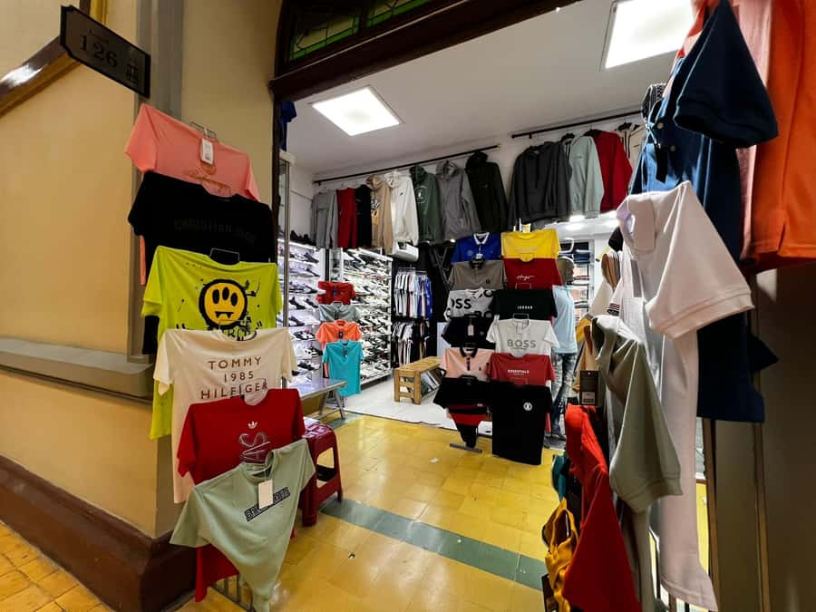 Downtown shopping and art galleries/museum - How to make 210 minutes count