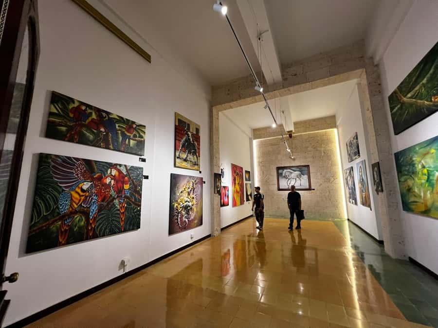 Downtown shopping and art galleries/museum - Why Medellín’s downtown works well for this outing