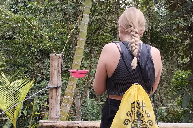 Easy Birdwatching in Cali Colombia (4 Hours) - What the bilingual guide adds