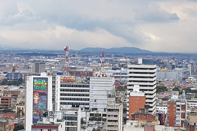 El Dorado Airport Transfer: Direct to Your Hotel or Accommodation - What the driver can add to your first hour in Bogotá