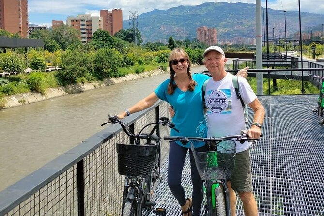 Electric Bike City Tour Medellin With Colombian Coffee and Snack - Starting in Laureles and climbing to Pueblito Paisa