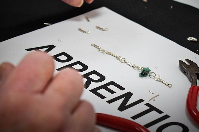 Emerald Jewelry Making Experience - Inside the Caribbean Jewelry Museum