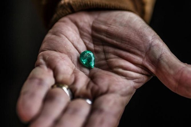 Exclusive Emerald Tour in Bogota - Visiting Bogotá’s main emerald markets