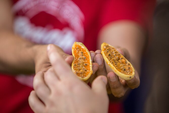 Exotic Fruits Tour - Who will enjoy this Medellín market tour