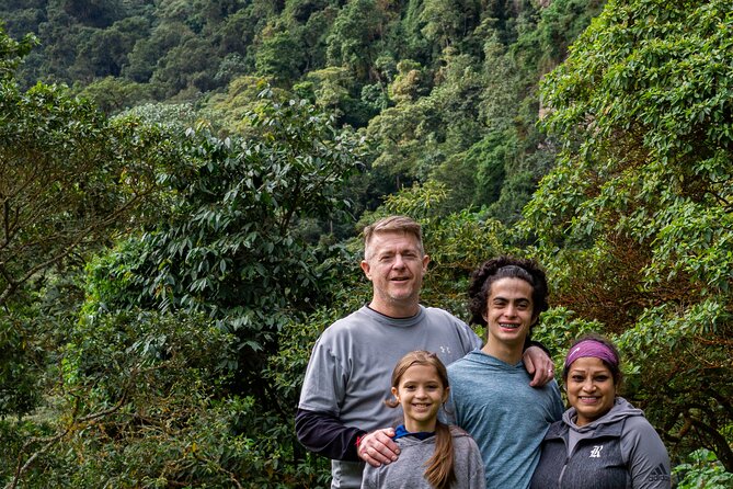 Explore Biodiversity in the Chicaque Cloud Forest Nature Reserve - The ride uphill and return to Bogotá