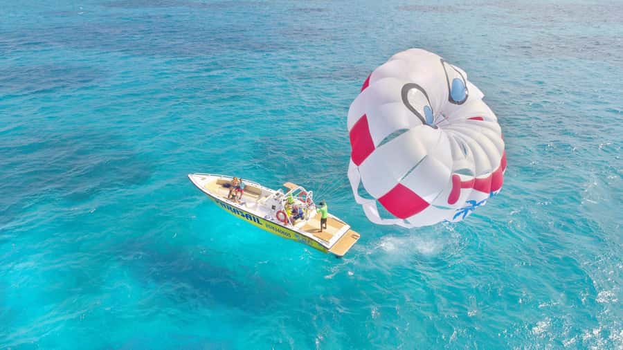 Fly over the 7-Colored Sea Parasail San Andres + Go PRO Camera Included - What to pack for a smooth launch